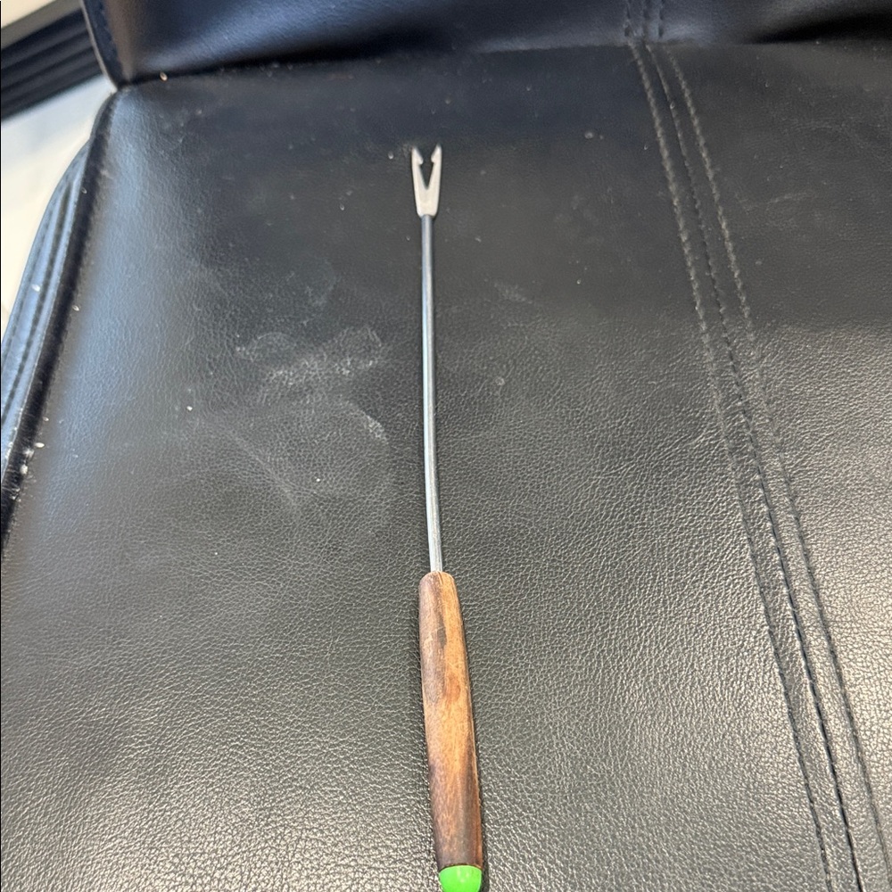 Wooden Handle Metal Fork Tool